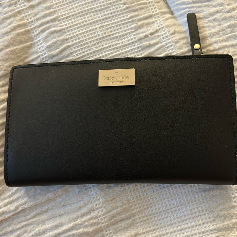 Authentic Kate Spade trifold Wallet